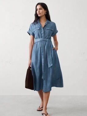 Banana Republic Factory Chambray Midi Shirtdress NWT. Large